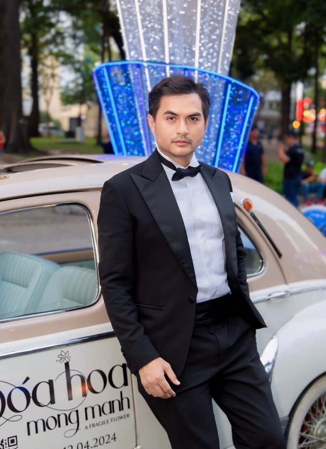 Lễ an táng Đức Tiến: Nghẹn ngào khoảnh khắc con gái vẫy tay chào, dàn sao Vbiz gục khóc tiễn biệt phút cuối - Ảnh 6. Lễ an táng Đức Tiến: Nghẹn ngào khoảnh khắc con gái vẫy tay chào, dàn sao Vbiz gục khóc tiễn biệt phút cuối - Ảnh 6.