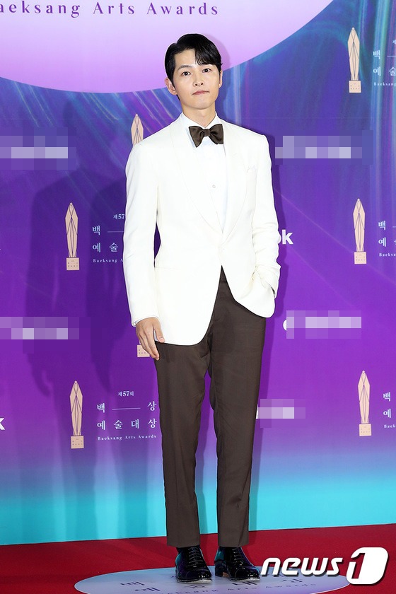 Song Hye Kyo - Song Joong Ki qua 8 mùa Baeksang: 2016 tổ chức đám cưới sớm, 2024 đụng độ sượng trân sau vụ ly hôn ồn ào - Ảnh 6.