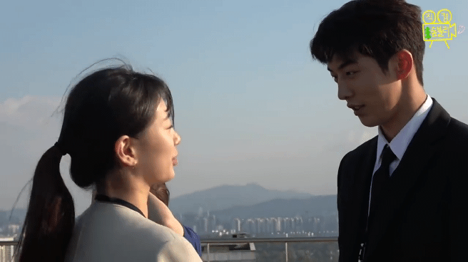 Hot: Tóm dính Nam Joo Hyuk dùng kỳ nghỉ quân đội để hẹn hò với Suzy? - Ảnh 6. Hot: Tóm dính Nam Joo Hyuk dùng kỳ nghỉ quân đội để hẹn hò với Suzy? - Ảnh 6.