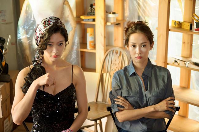 Mỹ nhân gợi cảm nhất showbiz bị tẩy chay vì cuồng săn đại gia, thành công lớn nhất là cưới tỷ phú siêu giàu - Ảnh 2. Mỹ nhân gợi cảm nhất showbiz bị tẩy chay vì cuồng săn đại gia, thành công lớn nhất là cưới tỷ phú siêu giàu - Ảnh 2.