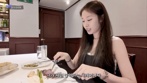 Jiyeon (T-ara) nhất quyết không xuất hiện trong sinh nhật ông xã giữa lúc ầm ĩ tin ly hôn - Ảnh 2. Jiyeon (T-ara) nhất quyết không xuất hiện trong sinh nhật ông xã giữa lúc ầm ĩ tin ly hôn - Ảnh 2.