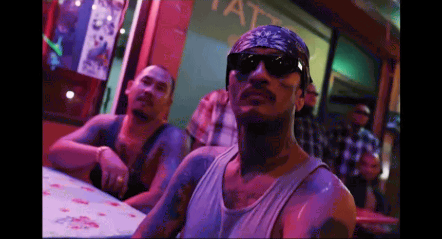 HOT: Lisa cực slay cùng 100 vũ công nhảy khắp Thái Lan trong MV Rockstar, nhạc lạ tai phải nghe nhiều mới thấy dính - Ảnh 7.