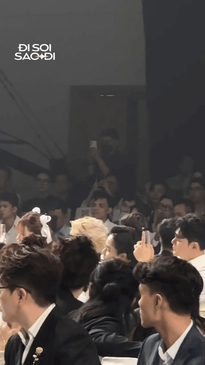 Soi hành động đặc biệt của Anh Kiệt với Hoa hậu Ý Nhi trong suốt gần 1 năm - Ảnh 7. Soi hành động đặc biệt của Anh Kiệt với Hoa hậu Ý Nhi trong suốt gần 1 năm - Ảnh 7.