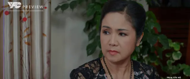 Trạm Cứu Hộ Trái Tim Tập 37: Nghĩa ngồi tù vẫn nhớ về Ngân Hà, bà Lan thú nhận bí mật động trời với con gái - Ảnh 3. Trạm Cứu Hộ Trái Tim Tập 37: Nghĩa ngồi tù vẫn nhớ về Ngân Hà, bà Lan thú nhận bí mật động trời với con gái - Ảnh 3.