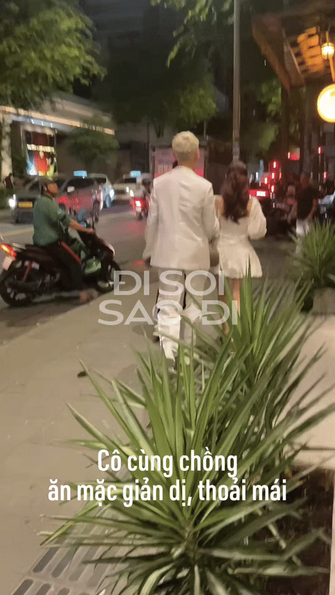 Tóm dính vợ chồng Midu hậu đám cưới hào môn, thái độ cô dâu với chú rể gây chú ý - Ảnh 4. Tóm dính vợ chồng Midu hậu đám cưới hào môn, thái độ cô dâu với chú rể gây chú ý - Ảnh 4.