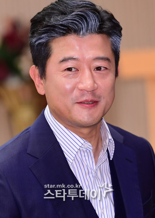 Nam diễn viên lần thứ 3 bị cảnh sát bắt - Ảnh 3. Nam diễn viên lần thứ 3 bị cảnh sát bắt - Ảnh 3.