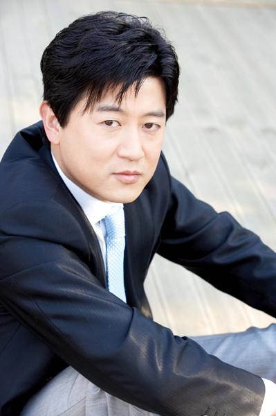 Nam diễn viên lần thứ 3 bị cảnh sát bắt - Ảnh 4. Nam diễn viên lần thứ 3 bị cảnh sát bắt - Ảnh 4.