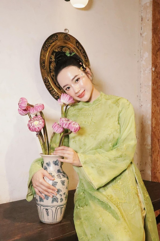 Angela Phương Trinh liên tục lộng ngôn, thách thức dư luận: Có yếu tố tăng nặng hình phạt! - Ảnh 4. Angela Phương Trinh liên tục lộng ngôn, thách thức dư luận: Có yếu tố tăng nặng hình phạt! - Ảnh 4.