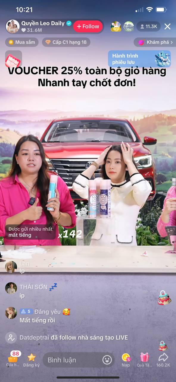 Ngủ 1 đêm dậy, ăn trưa, vẫn thấy Quyền Leo Daily đang livestream: Chính chủ đã thừa nhận thất bại? - Ảnh 1. Ngủ 1 đêm dậy, ăn trưa, vẫn thấy Quyền Leo Daily đang livestream: Chính chủ đã thừa nhận thất bại? - Ảnh 1.