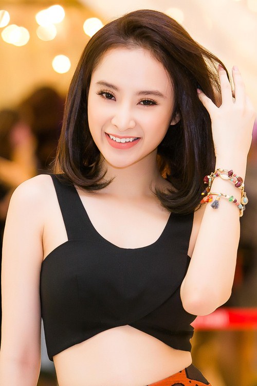 Bê bối Angela Phương Trinh: Scandal chấn động năm 17 tuổi, 29 tuổi xác nhận cắt liên lạc với mẹ ruột và lộng ngôn - Ảnh 5. Bê bối Angela Phương Trinh: Scandal chấn động năm 17 tuổi, 29 tuổi xác nhận cắt liên lạc với mẹ ruột và lộng ngôn - Ảnh 5.