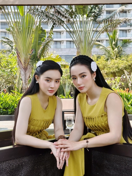 Phản ứng của em gái sau khi Angela Phương Trinh thừa nhận mâu thuẫn không nhìn mặt mẹ ruột 2 năm - Ảnh 2. Phản ứng của em gái sau khi Angela Phương Trinh thừa nhận mâu thuẫn không nhìn mặt mẹ ruột 2 năm - Ảnh 2.