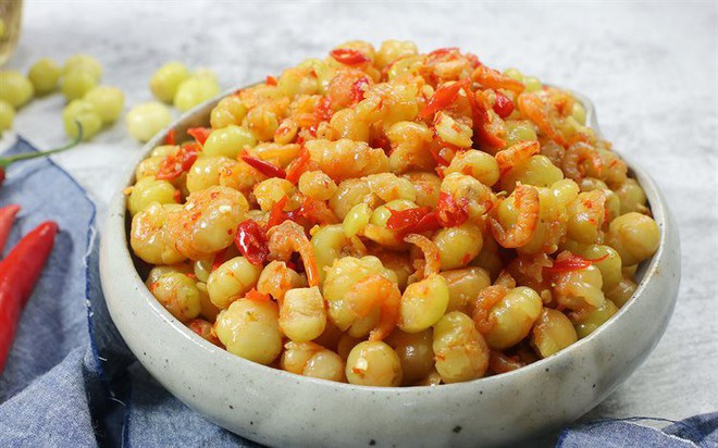 Loại trái cây miền Tây chua nhất Việt Nam khiến team Quang Linh Vlogs nhăn nhó khi ăn thử - Ảnh 4. Loại trái cây miền Tây chua nhất Việt Nam khiến team Quang Linh Vlogs nhăn nhó khi ăn thử - Ảnh 4.