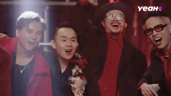 Sân khấu live đầu tiên của 33 Anh Trai Vượt Ngàn Chông Gai: Cảm xúc hơn hẳn MV nhờ 1 điều, netizen đòi mở concert gấp! - Ảnh 4.