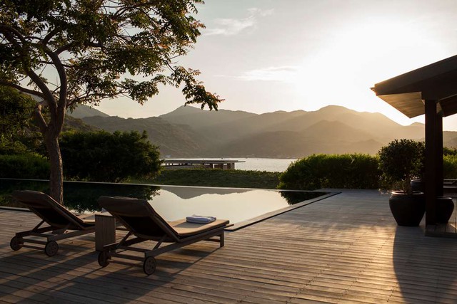 Bóc giá resort Midu và chồng đi trăng mật: Lên tới 240 triệu/đêm, được mệnh danh là đắt nhất Việt Nam - Ảnh 3. Bóc giá resort Midu và chồng đi trăng mật: Lên tới 240 triệu/đêm, được mệnh danh là đắt nhất Việt Nam - Ảnh 3.