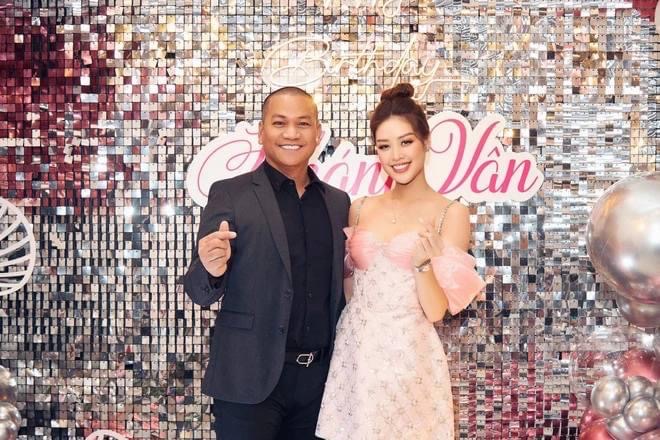 Hoa hậu Khánh Vân lộ bụng lùm lùm - Ảnh 11. Hoa hậu Khánh Vân lộ bụng lùm lùm - Ảnh 11.