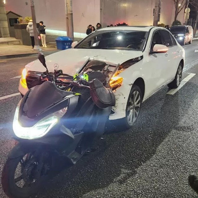 Nóng: Nữ ca sĩ 10X bị kết án 10 năm tù vì đâm xe liên hoàn tông chết người, còn đổ lỗi cho nạn nhân - Ảnh 3. Nóng: Nữ ca sĩ 10X bị kết án 10 năm tù vì đâm xe liên hoàn tông chết người, còn đổ lỗi cho nạn nhân - Ảnh 3.