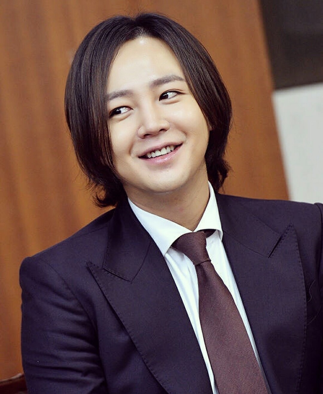 Jang Geun Suk: Từ chối Vườn Sao Băng, bùng nổ với danh xưng 