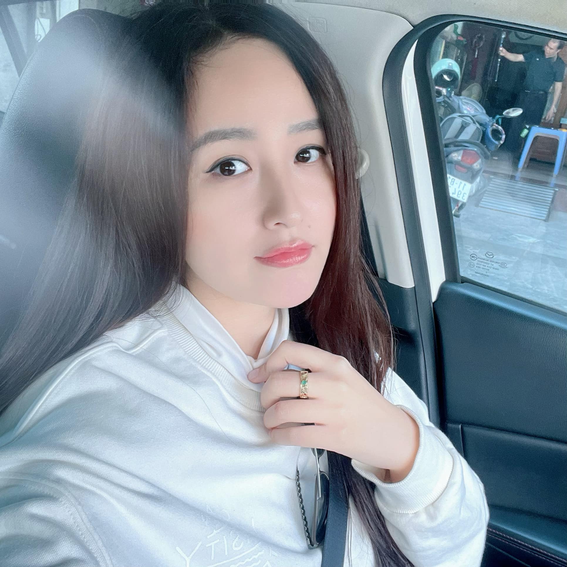 Vbiz có nàng hậu nổi tiếng suốt 18 năm, chuẩn bị lên xe hoa nhưng danh tính chồng sắp cưới mới gây sốt- Ảnh 6. Vbiz có nàng hậu nổi tiếng suốt 18 năm, chuẩn bị lên xe hoa nhưng danh tính chồng sắp cưới mới gây sốt- Ảnh 6.