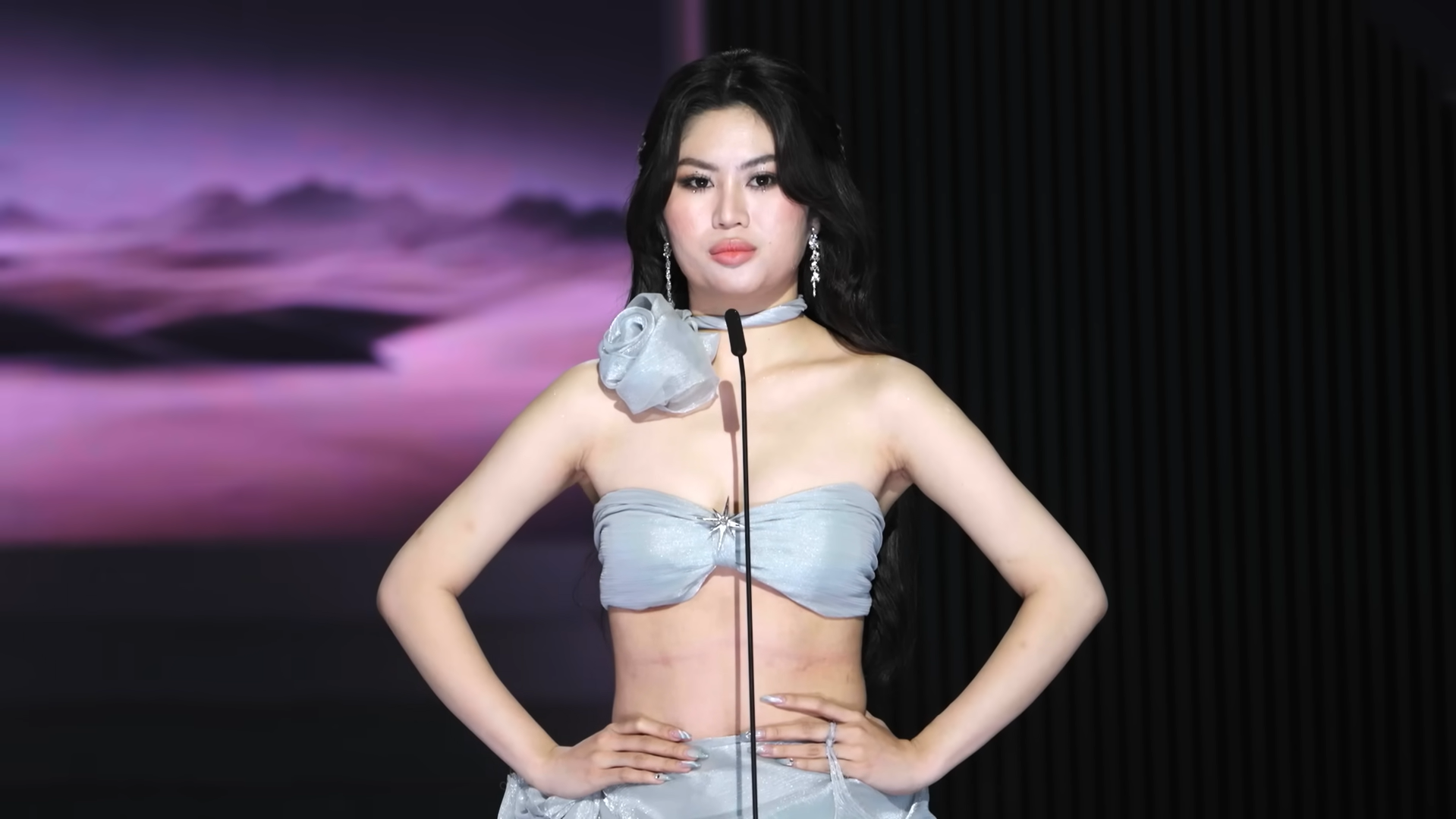 1 câu hỏi ứng xử khiến Kỳ Duyên và cả dàn thí sinh Hoa hậu 1 câu hỏi ứng xử khiến Kỳ Duyên và cả dàn thí sinh Hoa hậu