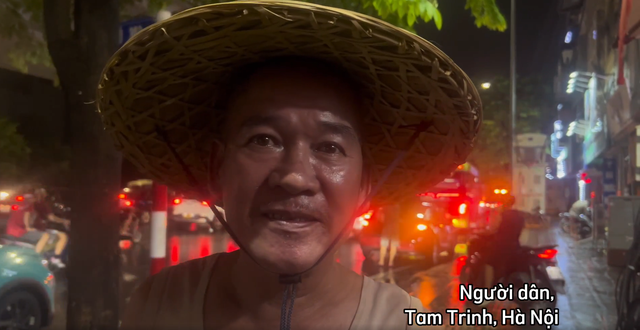 Nhiều tuyến phố Hà Nội ngập thành sông sau cơn mưa tầm tã giờ tan tầm, ùn tắc dài cả giờ đồng hồ- Ảnh 23. Nhiều tuyến phố Hà Nội ngập thành sông sau cơn mưa tầm tã giờ tan tầm, ùn tắc dài cả giờ đồng hồ- Ảnh 23.