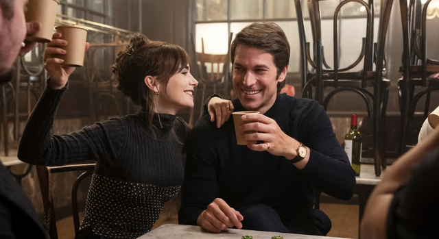 Bom tấn top 1 toàn cầu hiện tại: Thống trị 89 quốc gia, khán giả chê thảm hại nhưng vẫn xem bất chấp- Ảnh 3. Bom tấn top 1 toàn cầu hiện tại: Thống trị 89 quốc gia, khán giả chê thảm hại nhưng vẫn xem bất chấp- Ảnh 3.