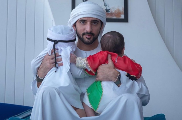Thái tử Dubai từng "gây bão" MXH vì quá đẹp trai, gương mặt “như tạc tượng” bây giờ ra sao?- Ảnh 4. Thái tử Dubai từng "gây bão" MXH vì quá đẹp trai, gương mặt “như tạc tượng” bây giờ ra sao?- Ảnh 4.
