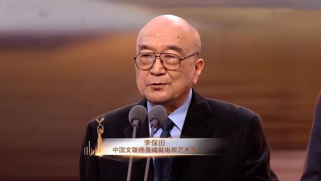 Quốc bảo diễn xuất bị phong sát- Ảnh 7. Quốc bảo diễn xuất bị phong sát- Ảnh 7.