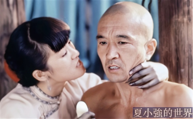 Quốc bảo diễn xuất bị phong sát- Ảnh 2. Quốc bảo diễn xuất bị phong sát- Ảnh 2.