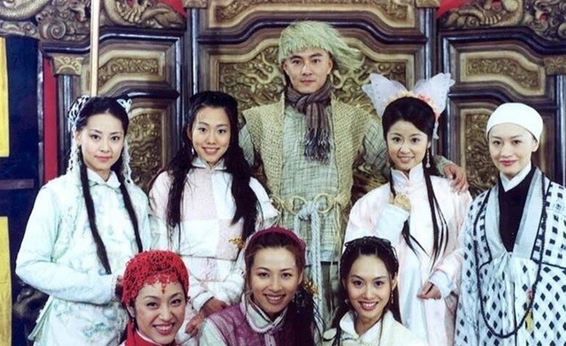 Sự hết thời của một siêu sao: 7 năm không ai mời đóng phim, ra đường không ai còn nhận ra- Ảnh 4. Sự hết thời của một siêu sao: 7 năm không ai mời đóng phim, ra đường không ai còn nhận ra- Ảnh 4.