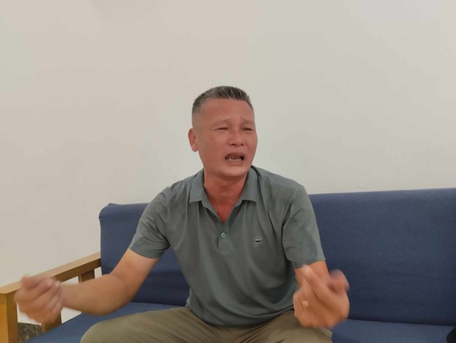 Người bố đau đớn kể lại sự việc bé trai bị đánh đập trước sảnh chung cư Hà Nội: “Tôi không nghĩ người lớn lại đánh một đứa nhỏ dã man vậy”- Ảnh 1. Người bố đau đớn kể lại sự việc bé trai bị đánh đập trước sảnh chung cư Hà Nội: “Tôi không nghĩ người lớn lại đánh một đứa nhỏ dã man vậy”- Ảnh 1.