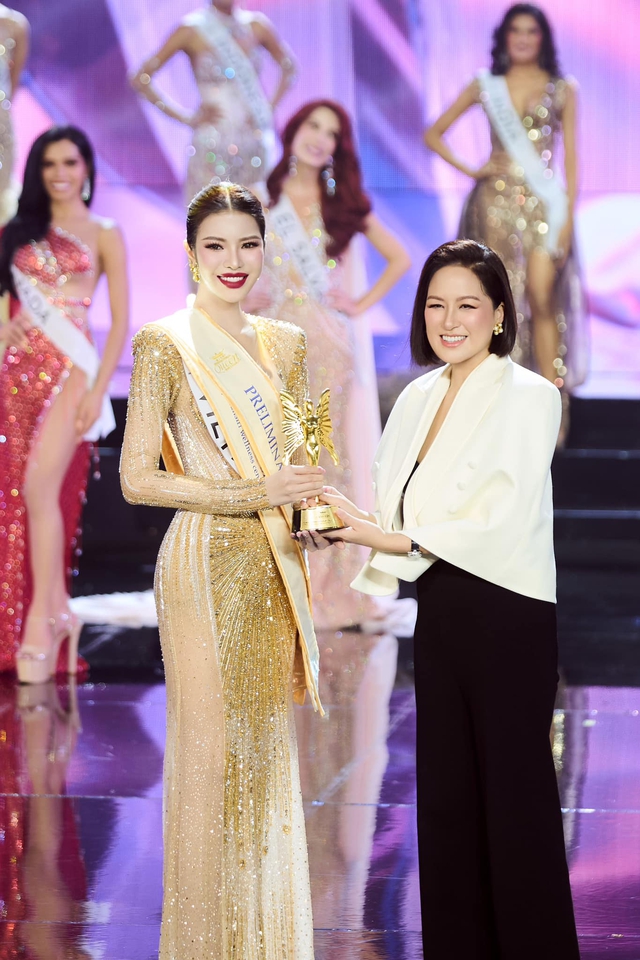 Tường San "đạp đổ" kỷ lục của Hương Giang, giành cả loạt giải tại Hoa hậu Chuyển giới quốc tế- Ảnh 5. Tường San "đạp đổ" kỷ lục của Hương Giang, giành cả loạt giải tại Hoa hậu Chuyển giới quốc tế- Ảnh 5.
