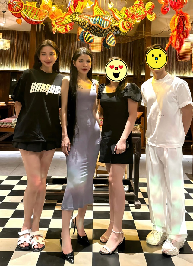 Vì sao Hằng Du Mục hội ngộ Hoa hậu Thuỳ Tiên sau biến cố gây bão?- Ảnh 2. Vì sao Hằng Du Mục hội ngộ Hoa hậu Thuỳ Tiên sau biến cố gây bão?- Ảnh 2.