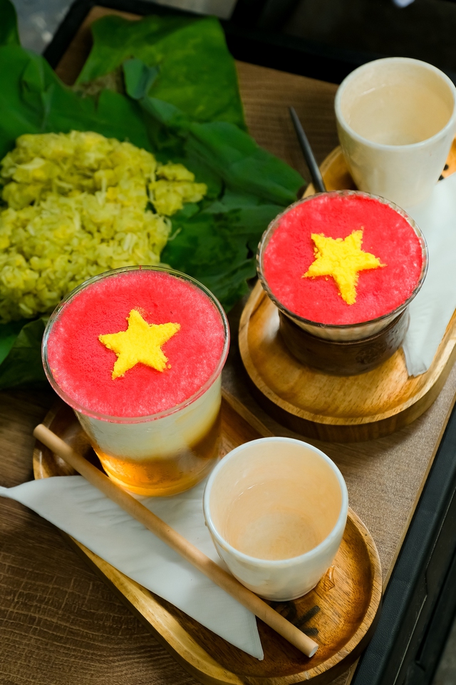 Hà Nội 1/9: Các điểm du lịch lịch sử hút khách, giới trẻ thong thả đi cà phê tận hưởng mùa thu "Tết Độc lập"- Ảnh 10. Hà Nội 1/9: Các điểm du lịch lịch sử hút khách, giới trẻ thong thả đi cà phê tận hưởng mùa thu "Tết Độc lập"- Ảnh 10.