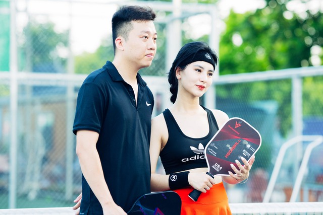 Chơi pickleball 4 ngày xuyên lễ, hội “chị đẹp” tuyên bố 1 điều bất ngờ về lời đồn lên sân giữ chồng- Ảnh 2. Chơi pickleball 4 ngày xuyên lễ, hội “chị đẹp” tuyên bố 1 điều bất ngờ về lời đồn lên sân giữ chồng- Ảnh 2.