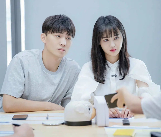 Đoạn ghi âm hé lộ bí mật chôn vùi sự nghiệp của mỹ nhân hàng đầu showbiz- Ảnh 6. Đoạn ghi âm hé lộ bí mật chôn vùi sự nghiệp của mỹ nhân hàng đầu showbiz- Ảnh 6.