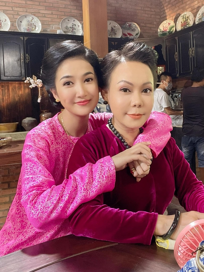 Diễn viên Vbiz xác nhận huỷ hôn bạn trai Tây sau 13 năm yêu, lý do có liên quan đến người thứ 3? - Ảnh 5.