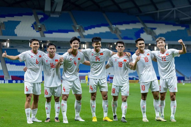 Bùi Vĩ Hào - “Kép phụ” thời HLV Troussier nhưng lại là ngôi sao giúp U23 Việt Nam giành chiến thắng tưng bừng là ai? - Ảnh 2.