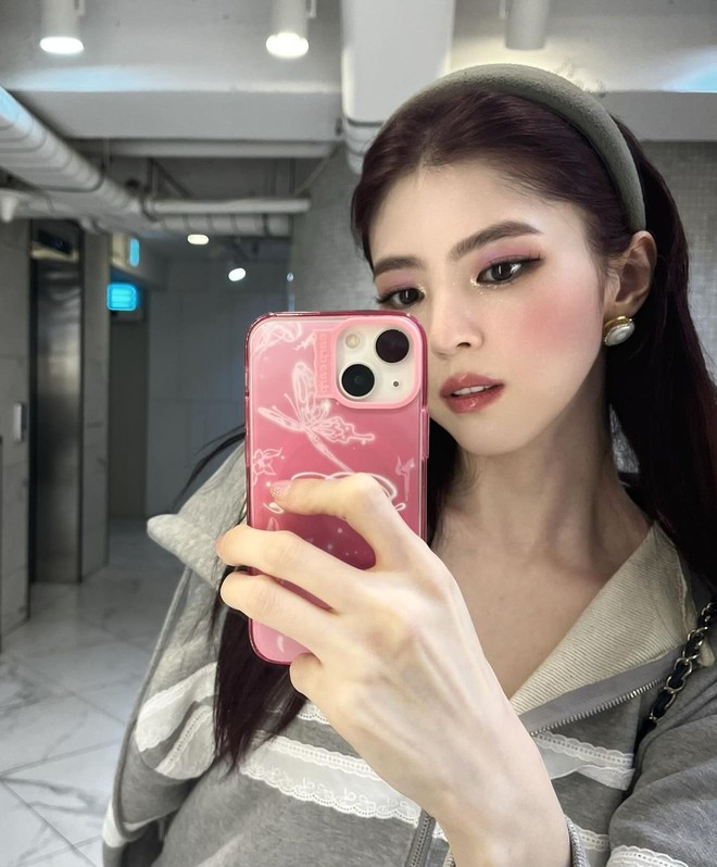 Han So Hee ẩn ý bị tổn thương qua bài hát thổ lộ nỗi lòng hậu chia tay trên Instagram - Ảnh 1.