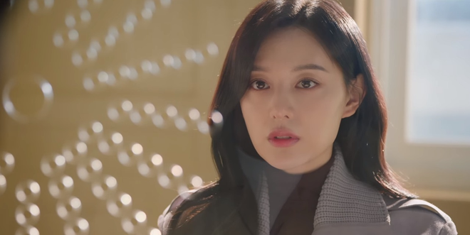 Queen of Tears tập 15: Kim Soo Hyun bị tai nạn nghiêm trọng ngay trước hồi kết, biên kịch lại sao nữa vậy? - Ảnh 2.