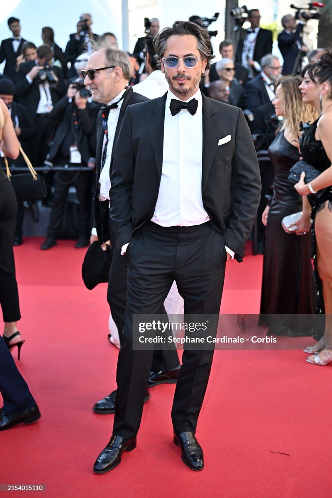 Thảm đỏ Cannes ngày 8: Thiên thần Victorias Secret đại chiến, phô diễn visual và sắc vóc khét lẹt! - Ảnh 18.