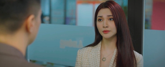 Mỹ nhân phim Việt giờ vàng khiến netizen “mất ngủ” vì xinh như lai Tây, át vía nữ chính nhờ lên đồ quá đẹp - Ảnh 1.