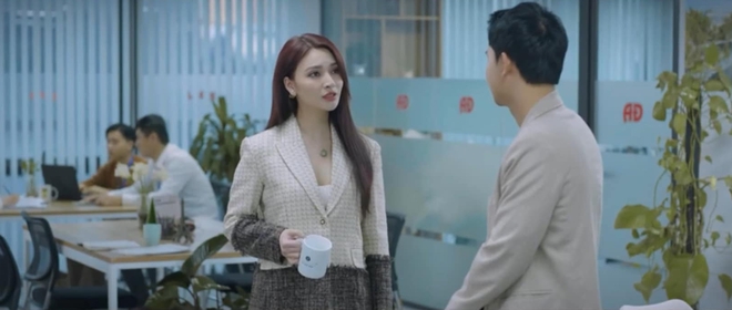 Mỹ nhân phim Việt giờ vàng khiến netizen “mất ngủ” vì xinh như lai Tây, át vía nữ chính nhờ lên đồ quá đẹp - Ảnh 14.