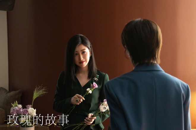 Mỹ nhân 8 lần lọt top đẹp nhất thế giới: Siêu giàu từ phim tới đời, Lưu Diệc Phi cũng phải kém cạnh - Ảnh 5.