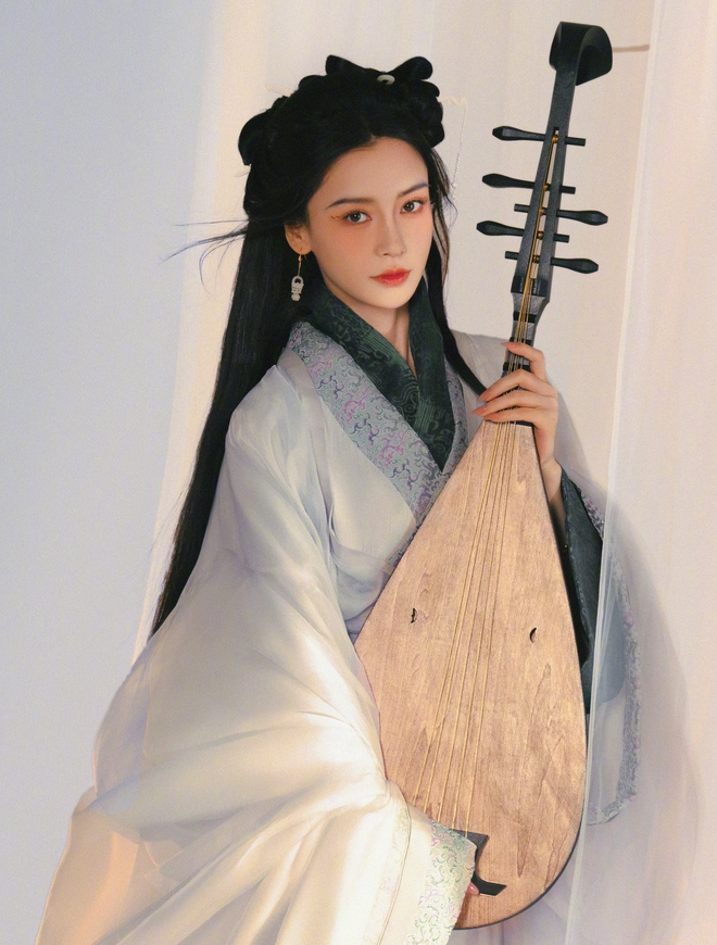 Angelababy hết cửa trở lại showbiz - Ảnh 3.