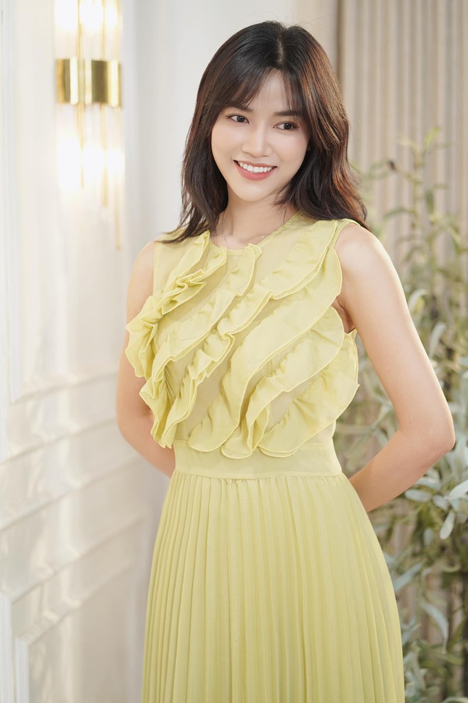 Mỹ nhân phim Việt xuống sắc đến không nhận ra trong phim mới, thay đổi kiểu tóc mà bị chê già đi vài tuổi - Ảnh 8.