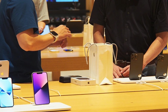 Thật trớ trêu, Apple cũng mua phải iPhone giả trong suốt 10 năm, thiệt hại hơn 300 tỷ đồng! - Ảnh 2.
