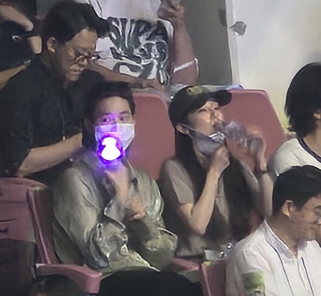 Suho (EXO) hẹn hò nữ thần Irene (Red Velvet), công khai tại concert aespa? - Ảnh 2.