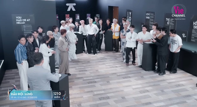 Anh Trai Say Hi bị tố xào nấu từng ly từng tí Anh Trai Vượt Ngàn Chông Gai - Ảnh 4.