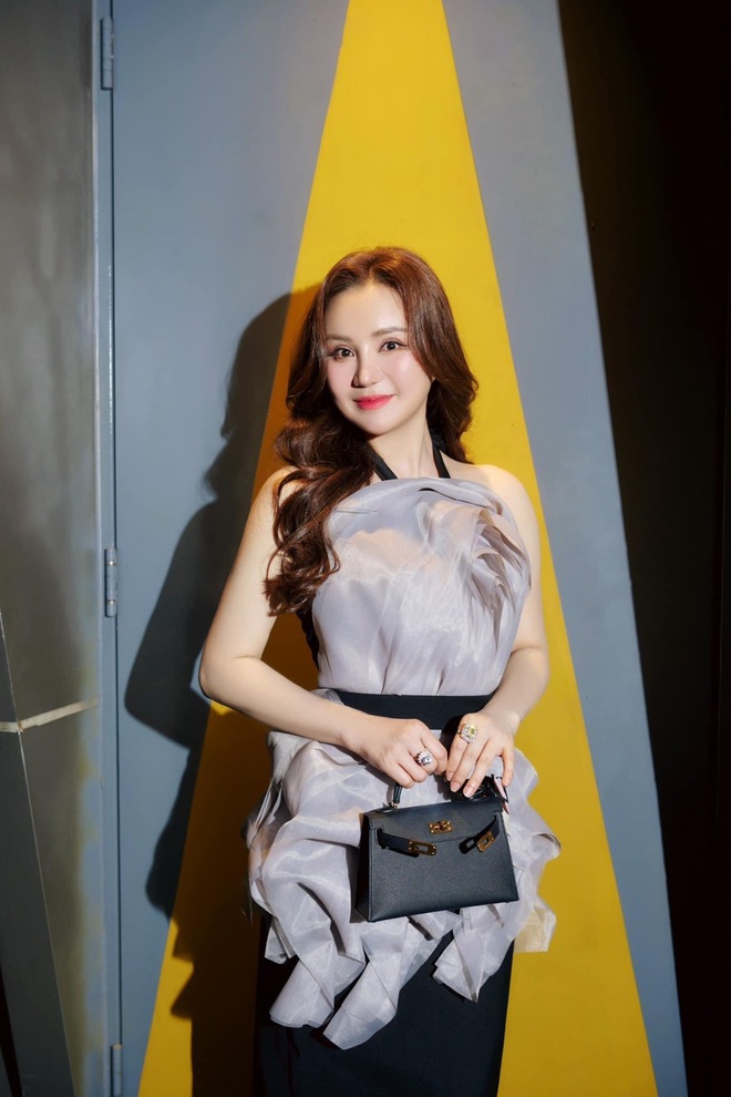 Diện mạo hiện tại của Vy Oanh sau bức hình lộ nhan sắc thiếu tự nhiên gây sốc - Ảnh 13.