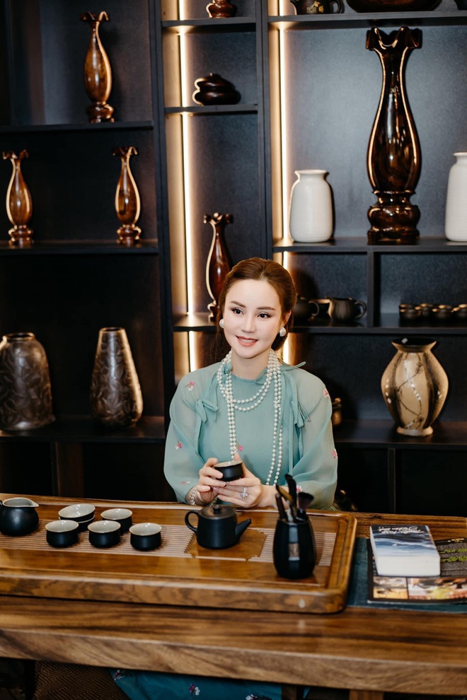 Diện mạo hiện tại của Vy Oanh sau bức hình lộ nhan sắc thiếu tự nhiên gây sốc - Ảnh 12.